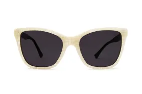 Allendale White by Biscayners