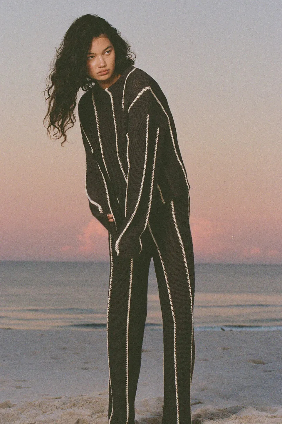 CHARCOAL STRIPE KNIT PANT